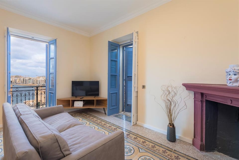 INDEPENDENCE RUBY APARTMENT MAGIC VIEW Apartment in Valletta