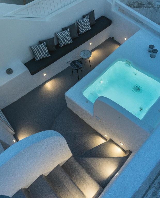 Roofs of Chora, Town House with Rooftop Pool Villa in Mykonos