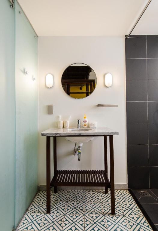 Tropical Studio | Bathtub | 5★ Views by CIRCADIAN Apartment in Ho Chi Minh City