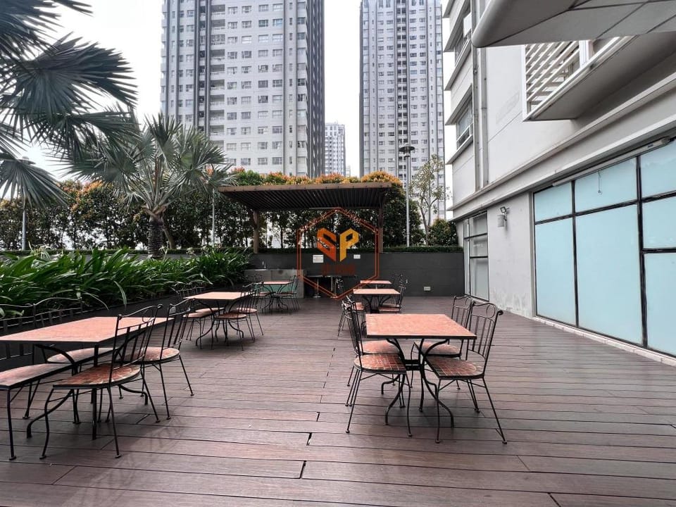 Sunrise City - City View 1 Bedroom Apartment in Ho Chi Minh City