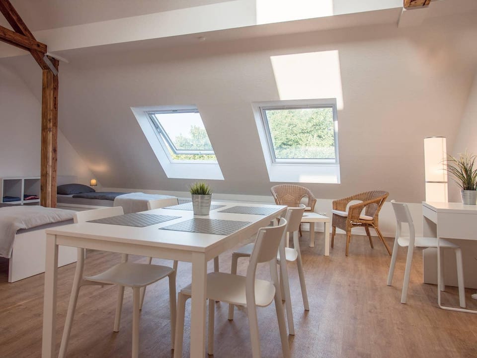 modern, bright, friendly, up to 8 people Apartment in Essen