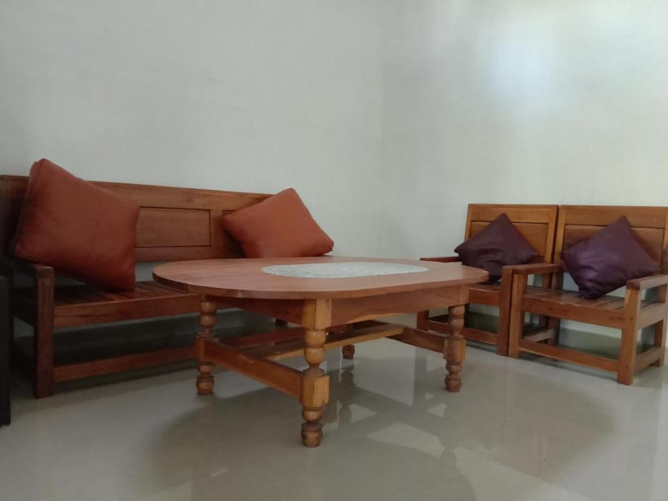 Guest House Teras Anggrek KenZI Puluhan Vacation rental in Special Region of Yogyakarta