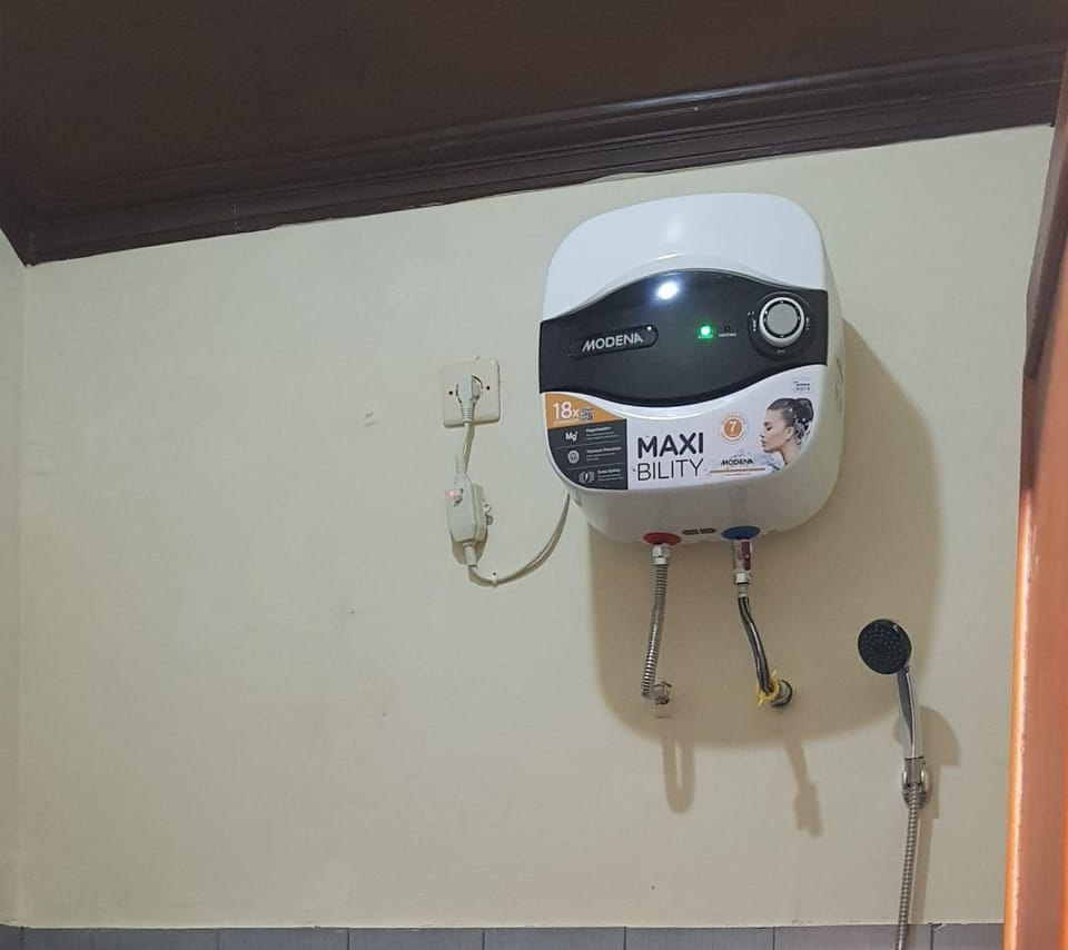 de Prisha, single room near Jogja Expo Center Vacation rental in Special Region of Yogyakarta