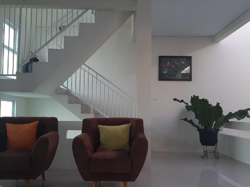 deMulya Guesthouse, FREE Motorbike and Bicycle Vacation rental in Yogyakarta