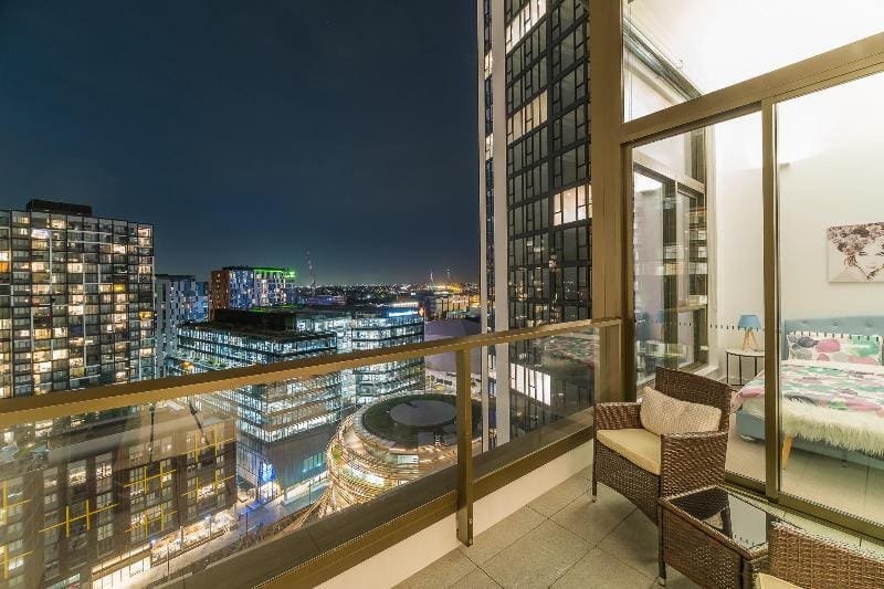 Darling Harbour Luxury Brand New 2BD+Free Parking! Apartment in Surry Hills