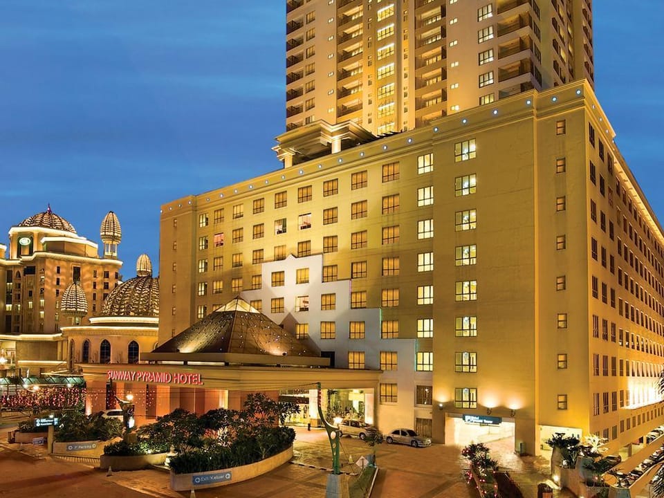 Cozy Resort Suites within Bandar Sunway Apartment in Subang Jaya