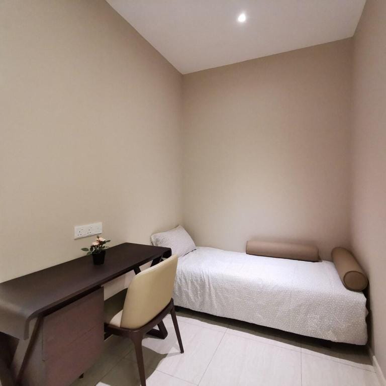 Sky Pool Luxury Suite 2-4Pax at KL City Apartment in Petaling Jaya