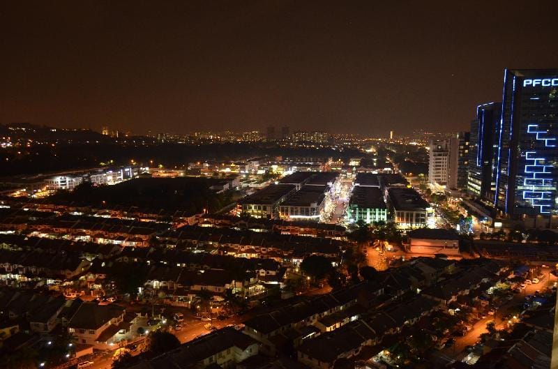 Luxurious Rock House@SETIAWALK PUCHONG near Sunway Apartment in Subang Jaya