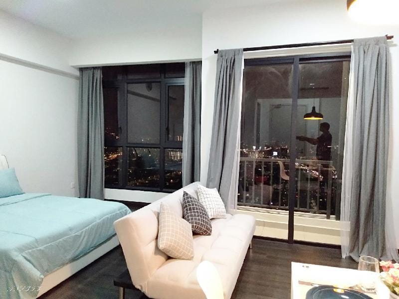 Lakeside Service Apartment 28 BLVD-(Netflix) Apartment in Federal Territory of Kuala Lumpur