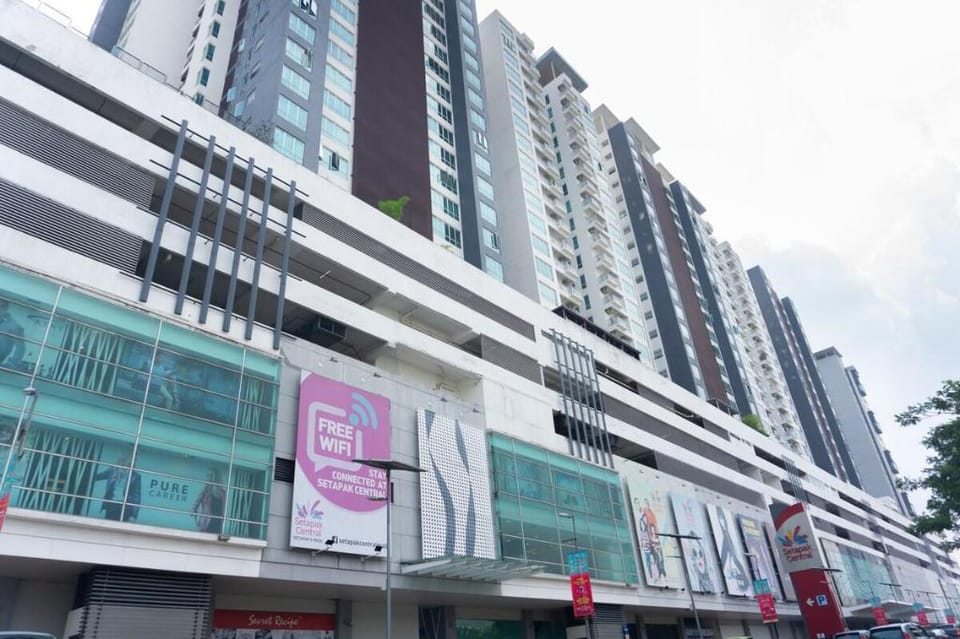Lucy 11 Homes ZETAPARK 【above Setapak MALL】 Apartment in Federal Territory of Kuala Lumpur