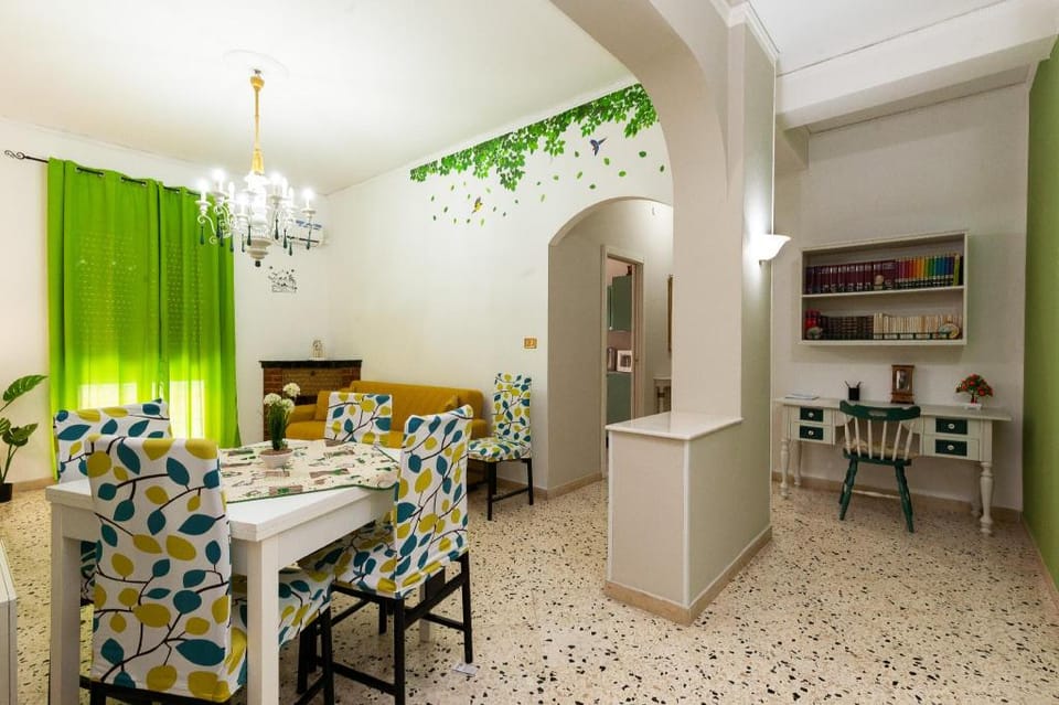 Casa vacanza indipendente in pieno centro Wi-fi. Vacation rental in Palermo