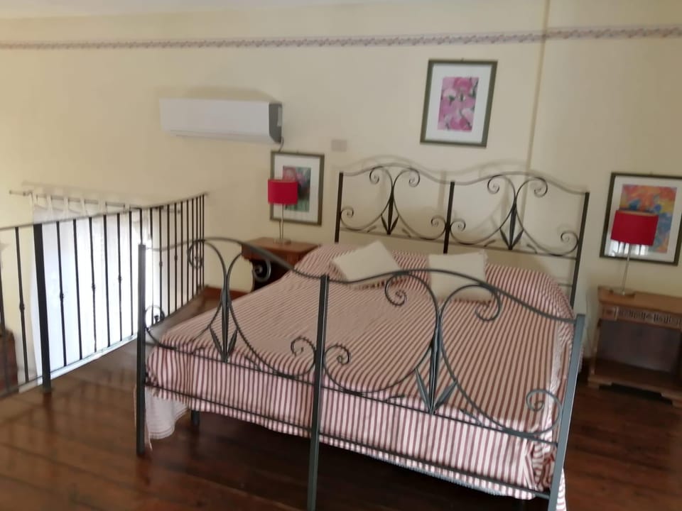 Elegant Apartment in Palermo Centre Apartment in Palermo