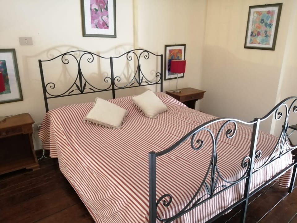 Elegant Apartment in Palermo Centre Apartment in Palermo