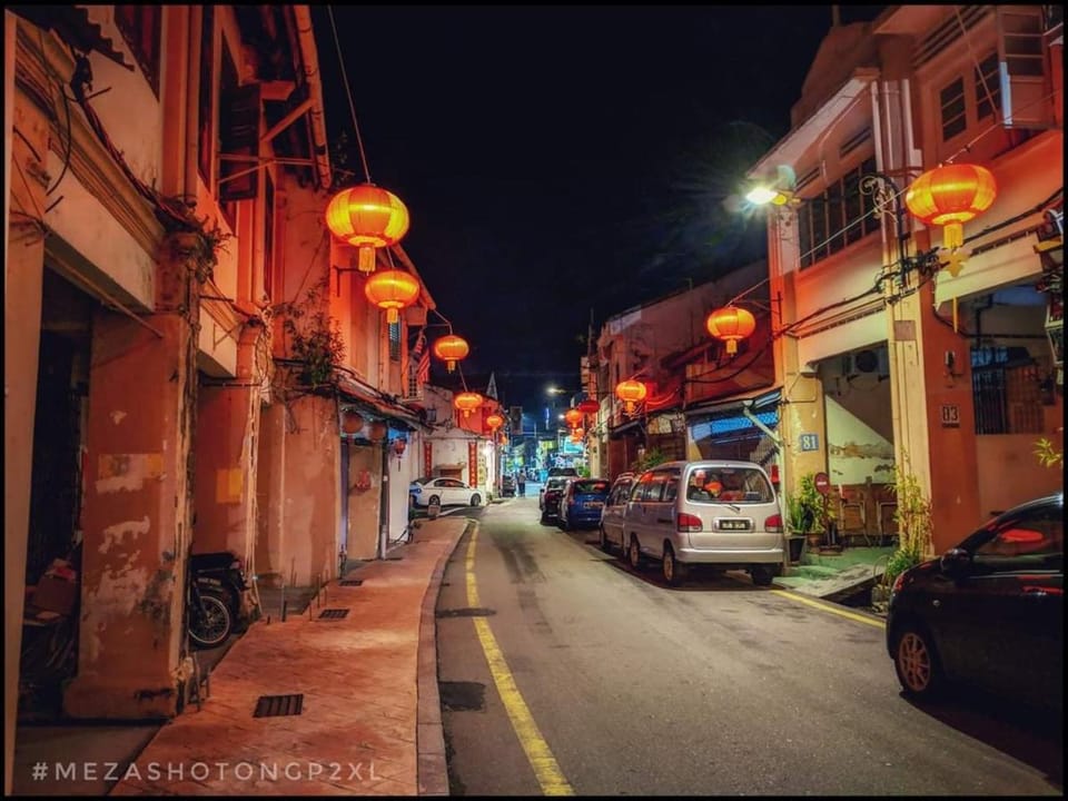 WHY PAY MORE @ Downtown Double Storey Homestay Vacation rental in Malacca