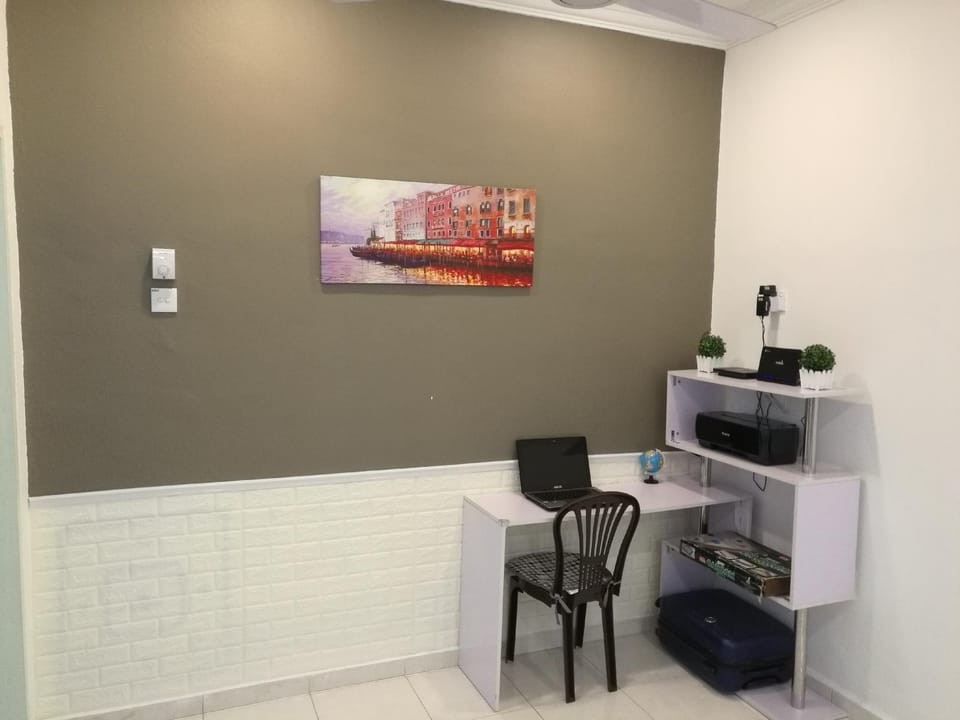 WHY PAY MORE @ Downtown Double Storey Homestay Vacation rental in Malacca