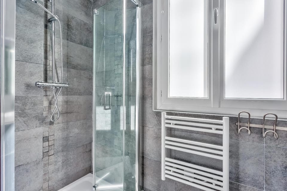 Superb 1 Bdr Flat near Bastille - An Ecoloflat Apartment in Paris