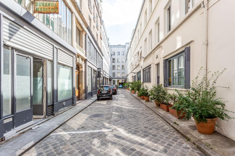Superb 1 Bdr Flat near Bastille - An Ecoloflat Apartment in Paris