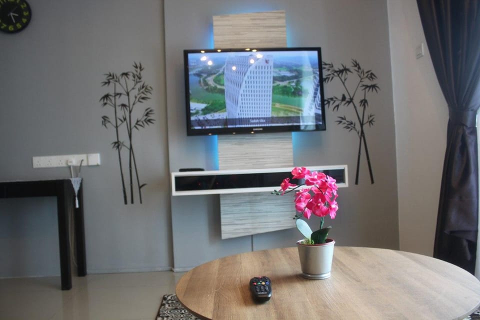 Nice Pool and Hill View best for Relaxing Apartment in Ipoh