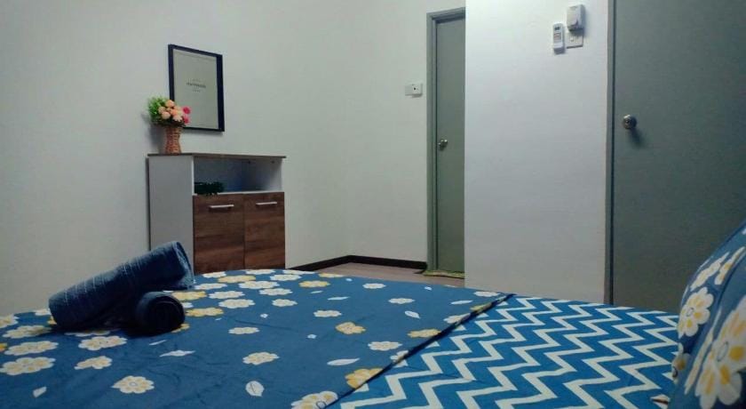 CASA ZUNAIRA @PANTAI BATU BURUK Apartment in Terengganu, Malaysia