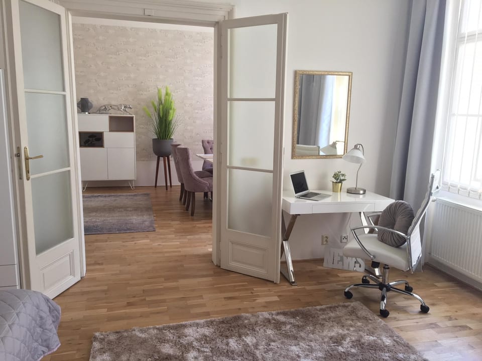 Belle Stay XXL Design Apartment, Prague 1 Apartment in Prague
