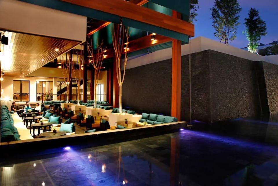 6 bedroom villa combination 2 private pools! Villa in Patong