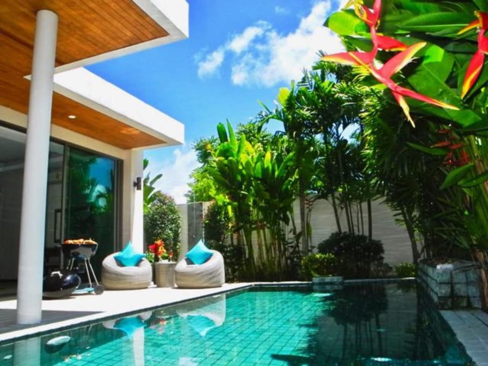 Pool Villa Rawai : Peaceful 3 Bedrooms Property Villa in Rawai