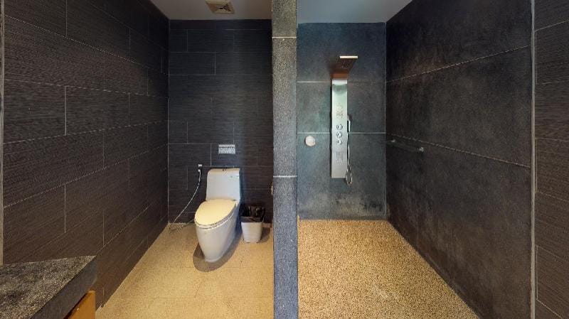 Studio Apartment Mountain View Near Beach - D11 Apartment in Kamala