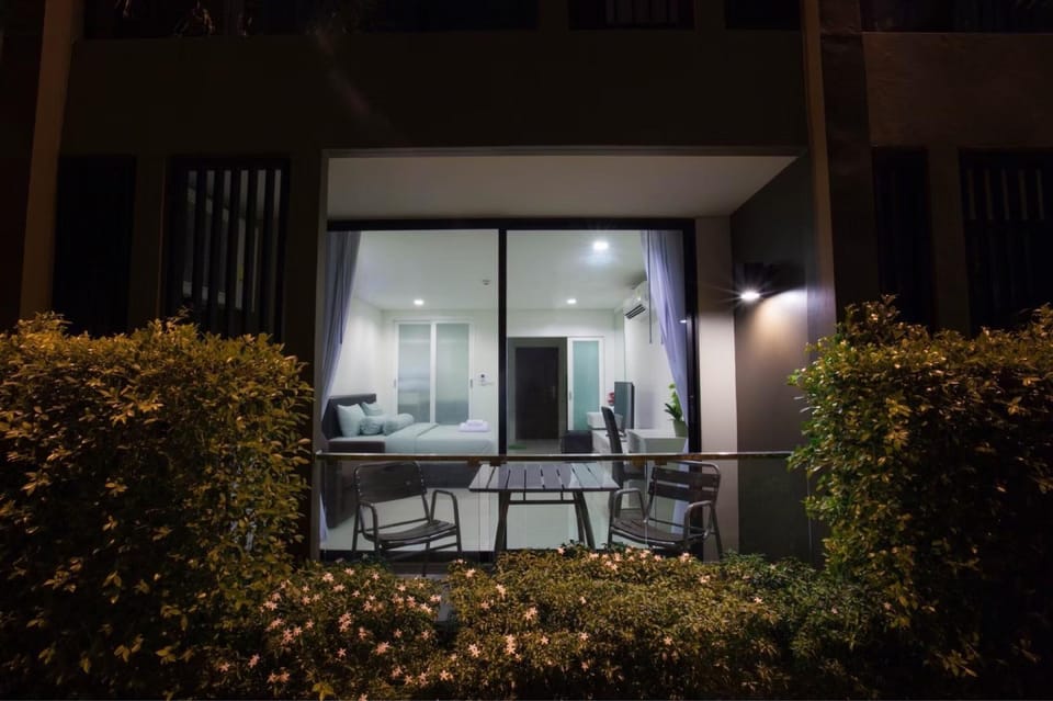 The Pixel Cape Panwa Beach Apartment in Wichit