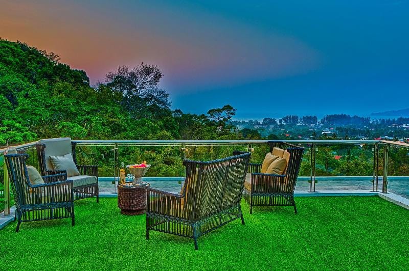 Fully serviced Grand Villa Luxury Time  Villa in Choeng Thale
