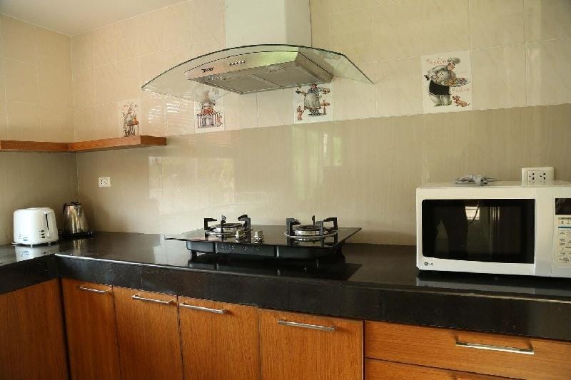 Baanmanchusa LemonHouse Vacation rental in Rawai