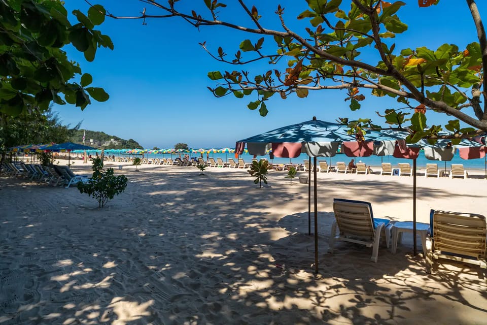 Stylish Executive Peaceful  Free Netflix's@Naiyang Apartment in Phuket