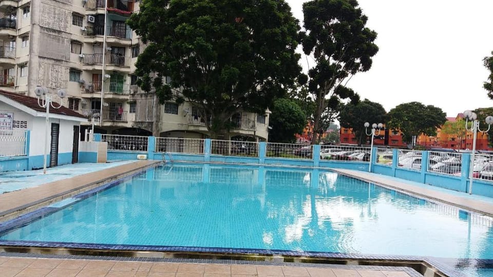 Coastside Homestay. Feel home while you're away.  Apartment in Bayan Lepas