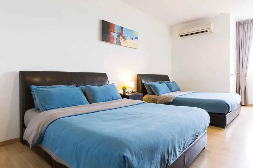 Family Suites by LivingComfort at Gurney Drive Apartment in Tanjung Bungah