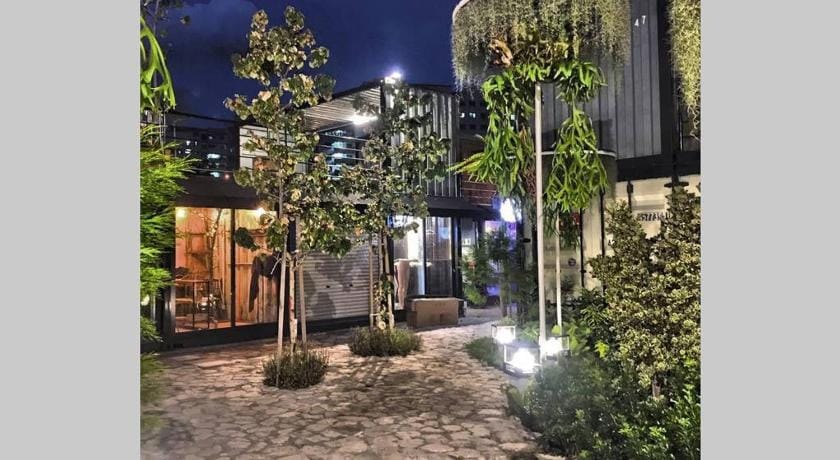 EE's Whale House | Homestay 3 min walk to beach  Apartment in Batu Ferringhi, Penang, Malaysia
