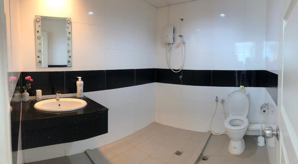 Superior 2 room with warmly design in  Georgetown Apartment in George Town