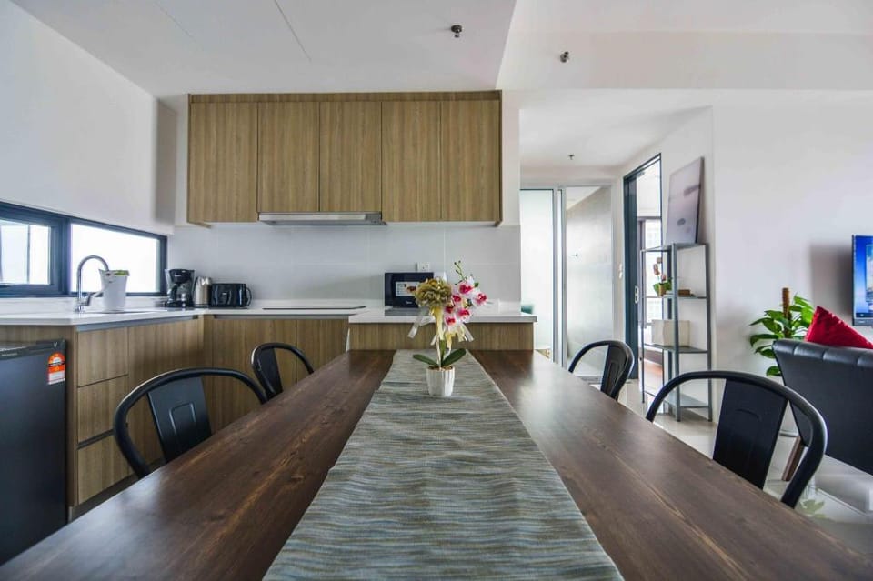 Ash by ALV, 3BR Instaworthy Luxury Suite Apartment in George Town