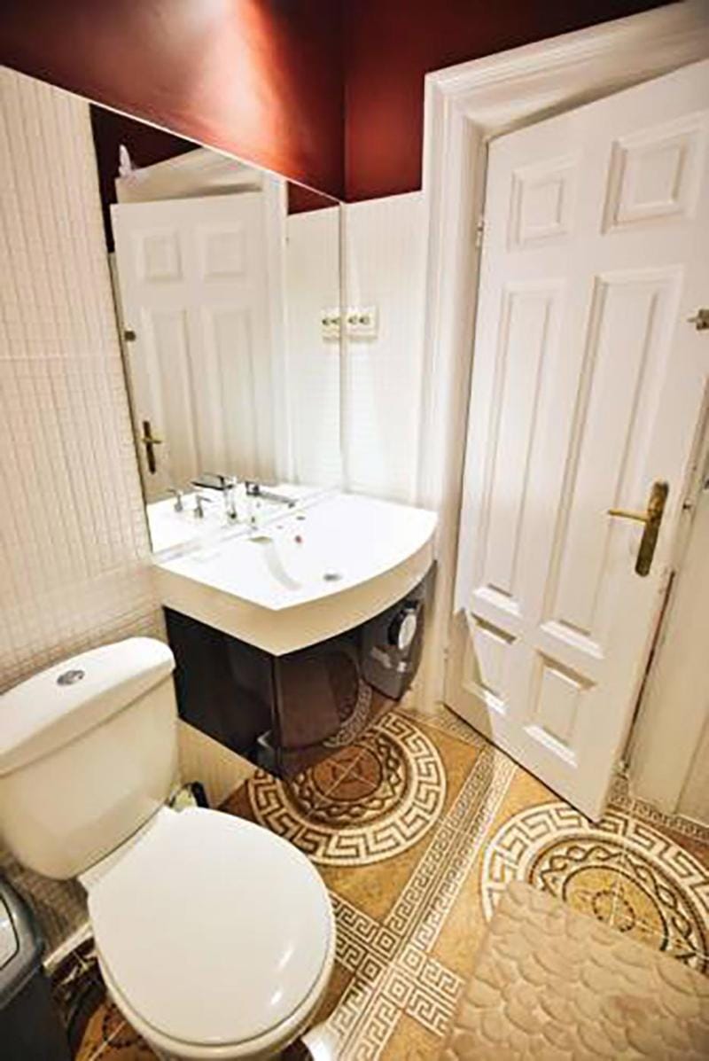 Queen Elisabeth Superior Two Bedroom Apartment Apartment in Bucharest