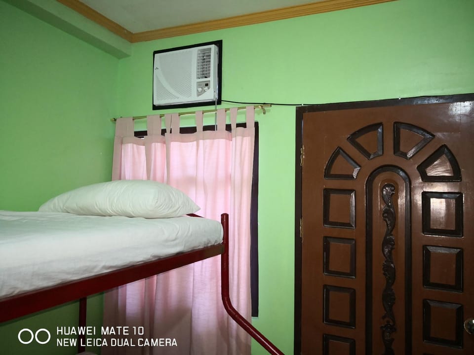A's Azotea de Bohol-Group/Large Unit - 7 Apartment in Tagbilaran City
