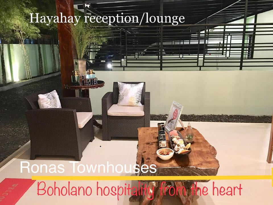Cheapest but luxurious Villas by RONA's Vacation rental in Panglao