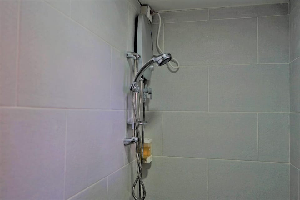 3 Pax Family Room Near Alona Beach Apartment in Panglao
