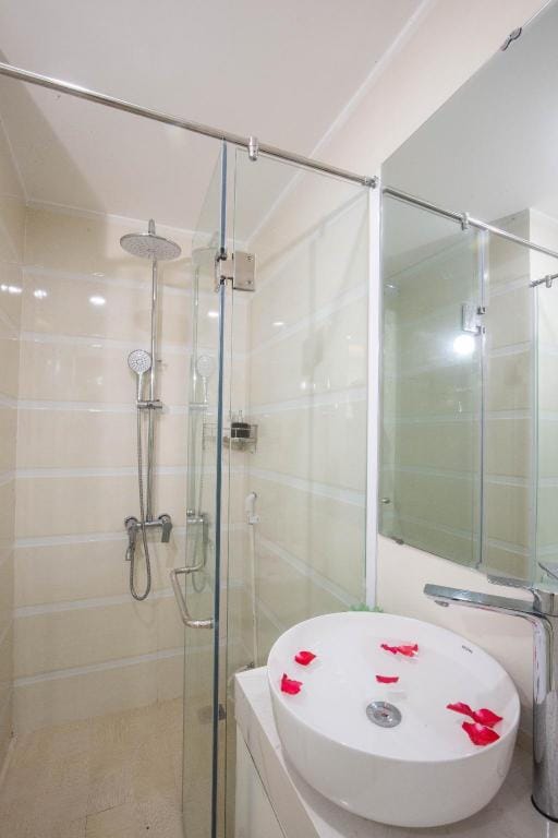 35A16 Madame Phuong-Super VIP Apartment Ocean View Apartment in Da Nang