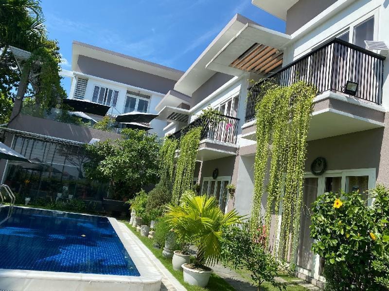 Beautiful Riverside Villa w/ Pool and Free Pickup Villa in Da Nang