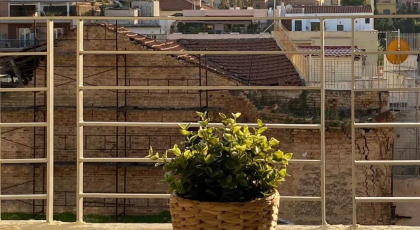 24K Athena Suites Apartment in Athens