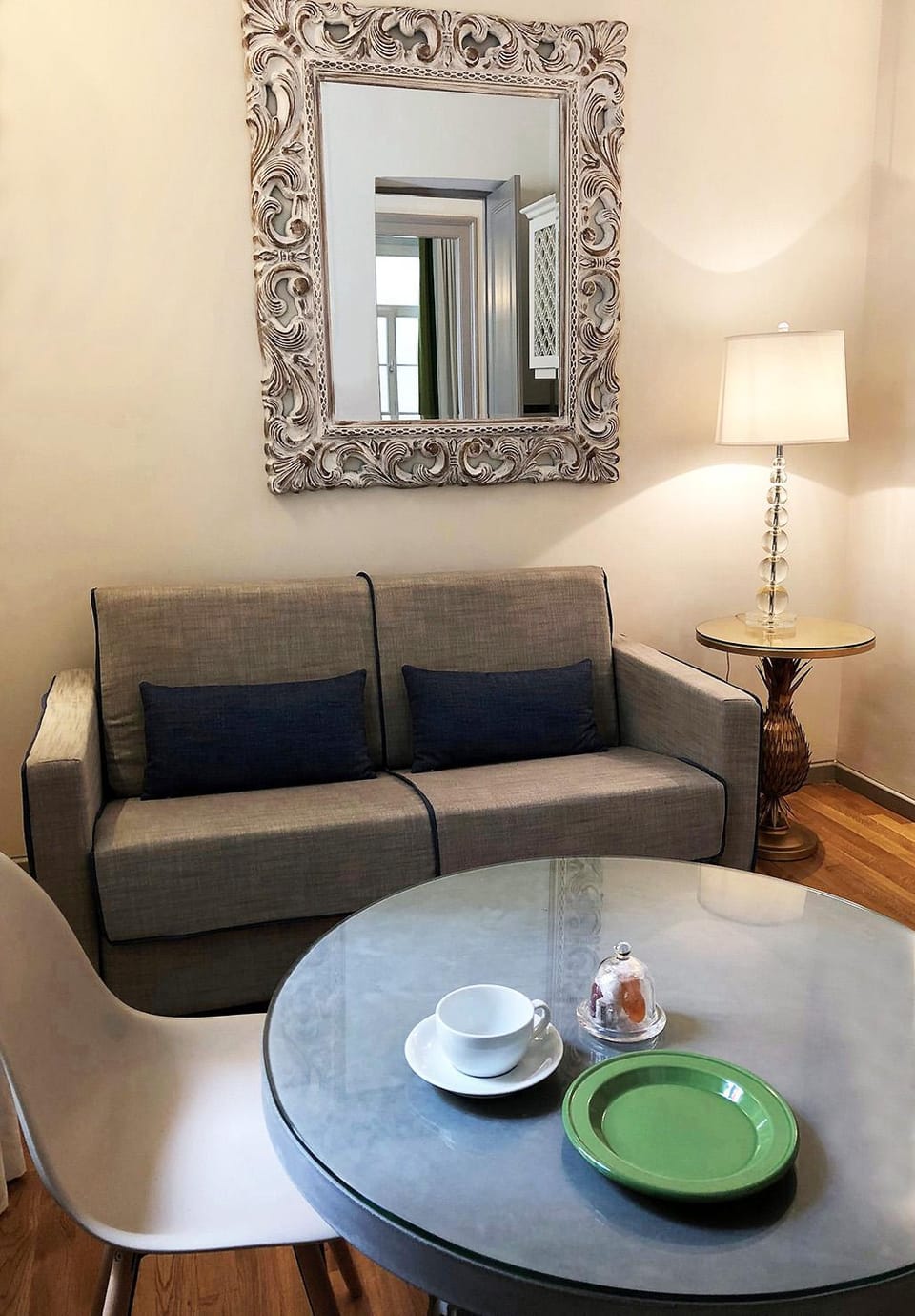Apollo Suite Apartment in Athens