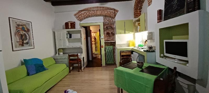 GREENHOUSE Apartment in Milan