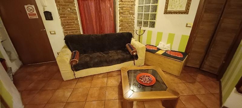 PIRELLI Apartment in Milan