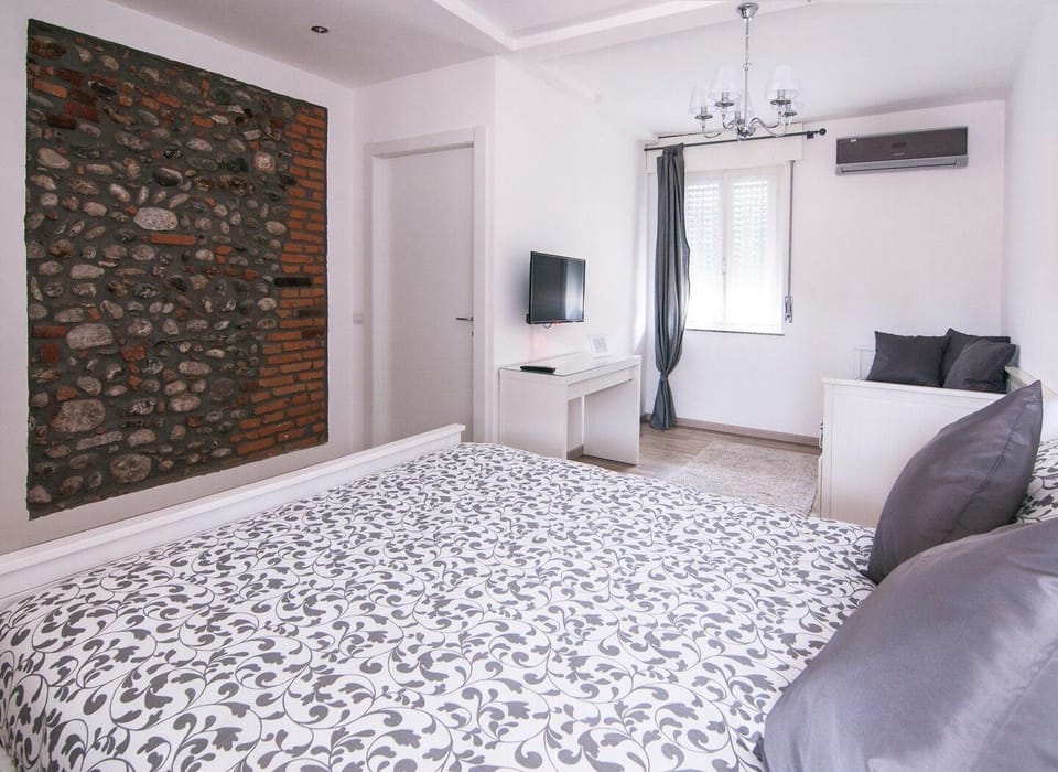 Il Giuelin Malpensa Charming B&B, shuttle h24 Apartment in Lombardy
