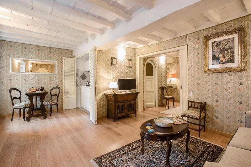 Trevi Nest Rome Apartment in Rome