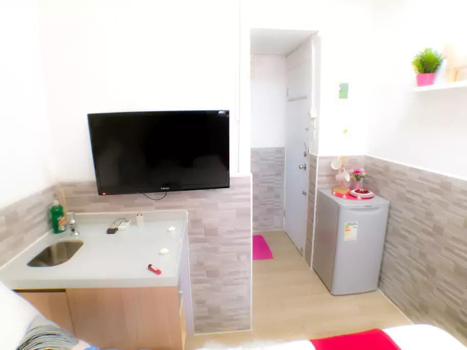 Cute and Comfy Studio in Tsim Sha Tsui Apartment in Hong Kong