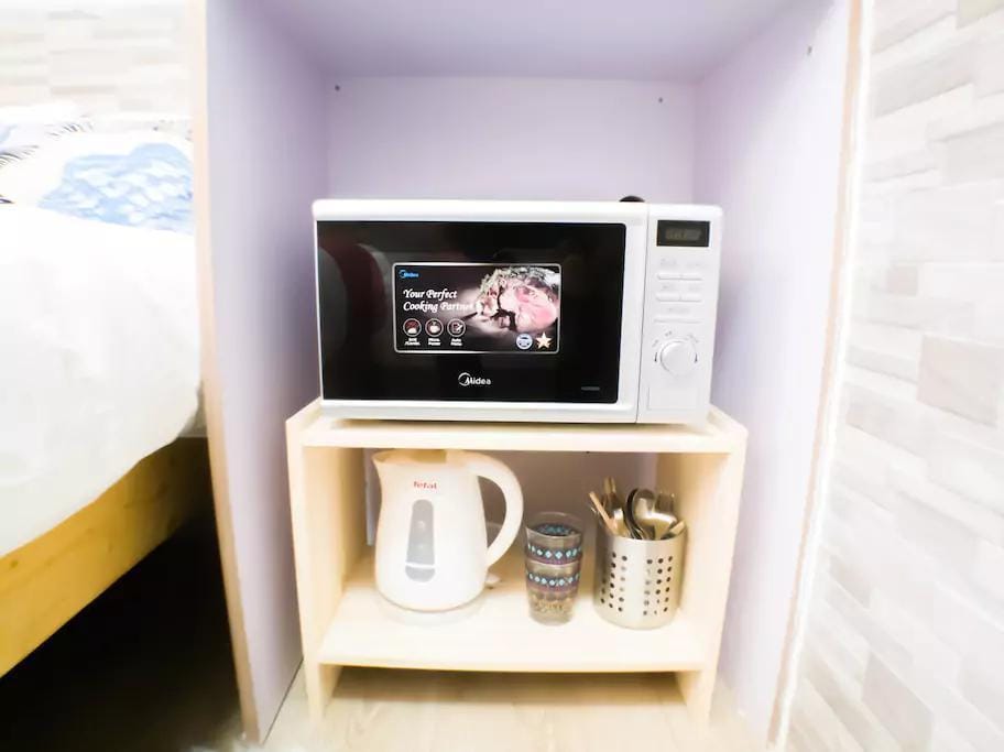 Cute and Comfy Studio in Tsim Sha Tsui Apartment in Hong Kong